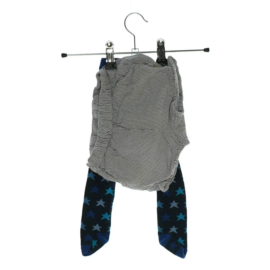 Shorts fra Hust & Claire og strømpebukser fra Melton (Str. 86) 