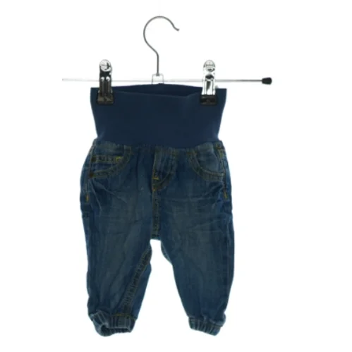 Bukser fra H&M (str. 56)