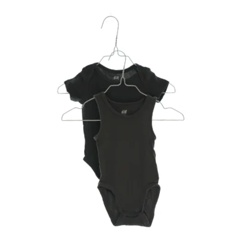 Bodystocking fra H&M (str. 62)