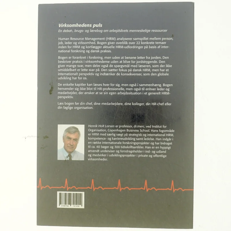 Human resource management : licence to work : arbejdslivets tryllestøv eller håndjern? af Henrik Holt Larsen (Bog)