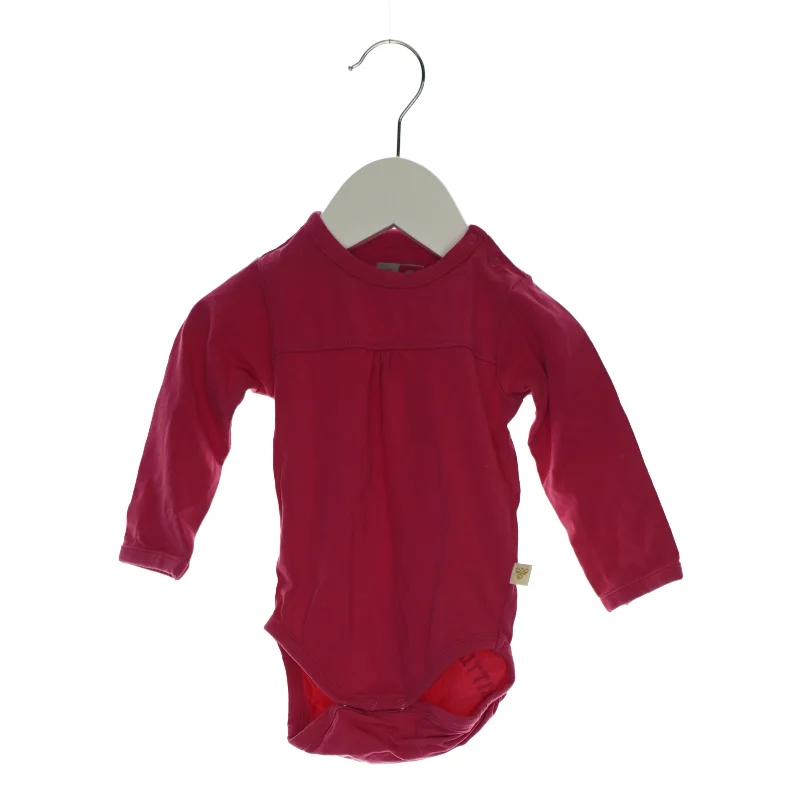 Sparkedragt fra Hummel (str. 68)