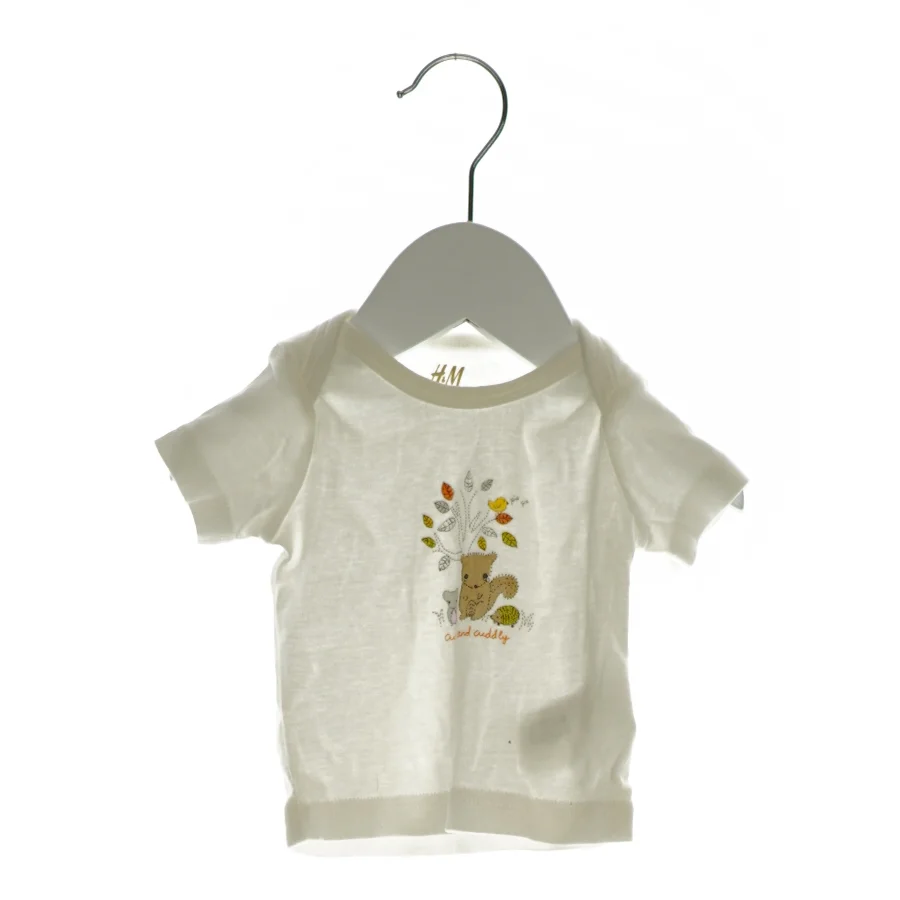 T-shirt fra H&M (str 56)