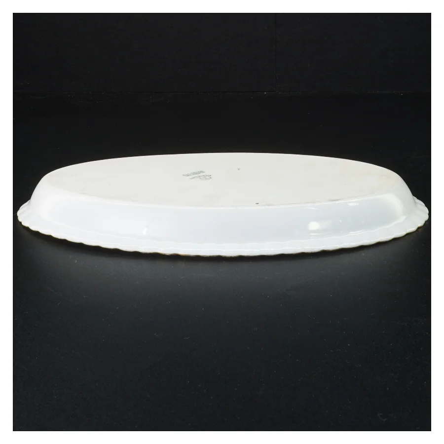 Kaffestel fra Bing Og Grøndal (str. 25 x 23 cm og 25 x 19 cm og 12 cm og 6 x 9 cm og 15 cm og 27 gang i 25 cm x 16 cm og 30 x 19 cm)