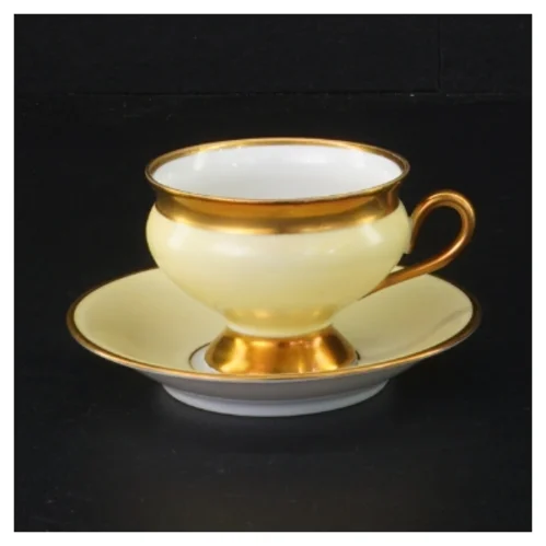 Porcelæn tekop med underkop (str. 11 x 6 cm)