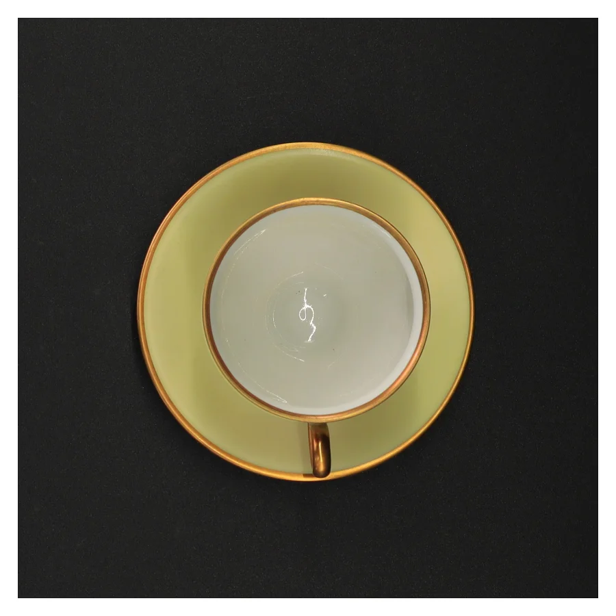 Porcelæn tekop med underkop (str. 11 x 6 cm)