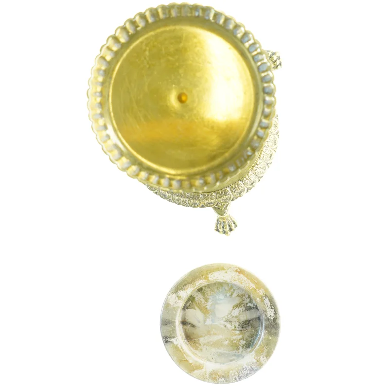 Gammel messing lysestage (str. 54 x 30 cm og 18 x 4 cm)