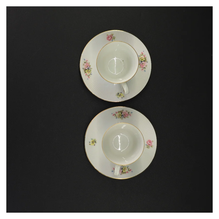 2stk Kaffekop og underkop (str. 12 x 7 cm)