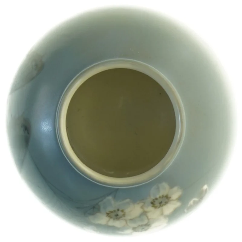 Blå og hvid porcelænsvase, 814 2390 fra Royal Copenhagen (str. 7 x 9 cm)