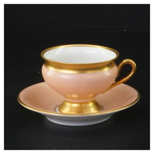 Porcelænskop med underkop