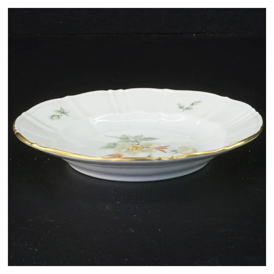 Porcelænsfad med blomstermotiv