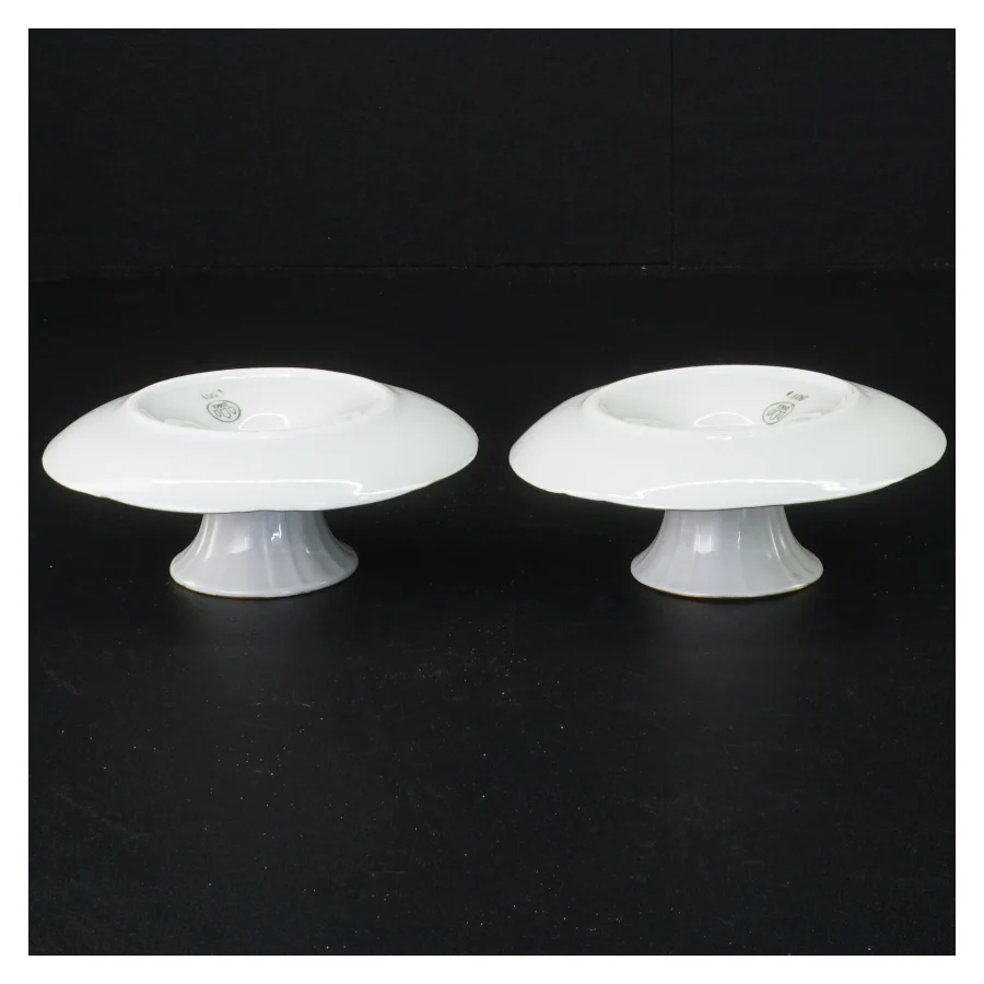 Porcelænseggkopper med underskål