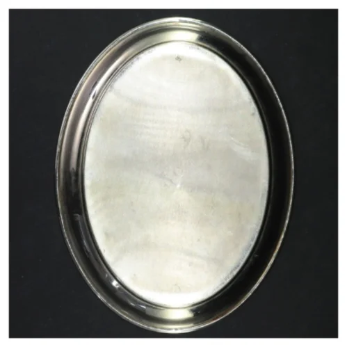 Oval metal fad (str. 25x19 cm)