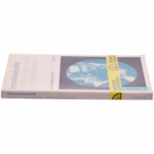 International Politik Teorier og Tilgangsvinkler Bog fra Gyldendal