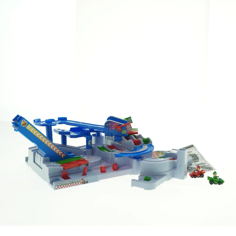 Mario Kart racerbane med figurer (str. 3 x 2 cm til 27 x 31 cm)