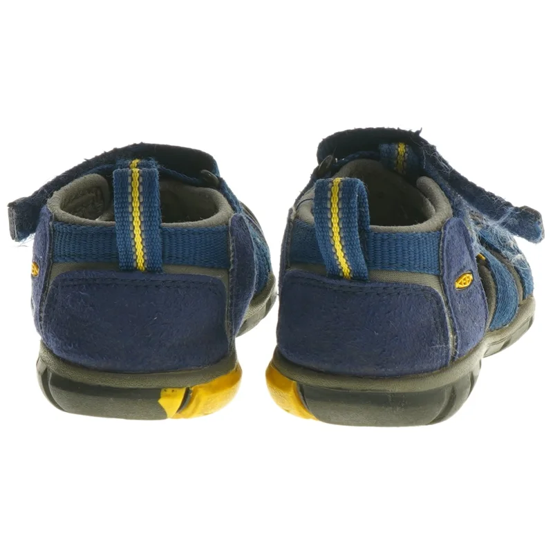 Vandresandaler til børn fra Keen (str. 25-26 )