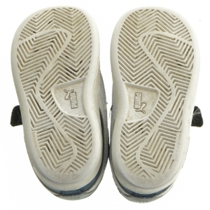 Børnesko med velcro fra Puma (str. 24)