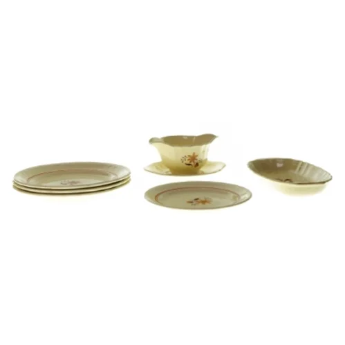 Stel fra Anna Burg (str. Ø: 23,5 og 20 HØ: 9 x 17 Og LB: 24 x 14 Cm )