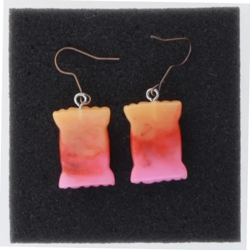 Øreringe formet som slikposer (str. 1,5 x 2 cm)