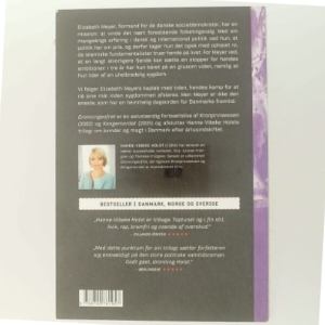 Dronningeofret af Hanne-Vibeke Holst