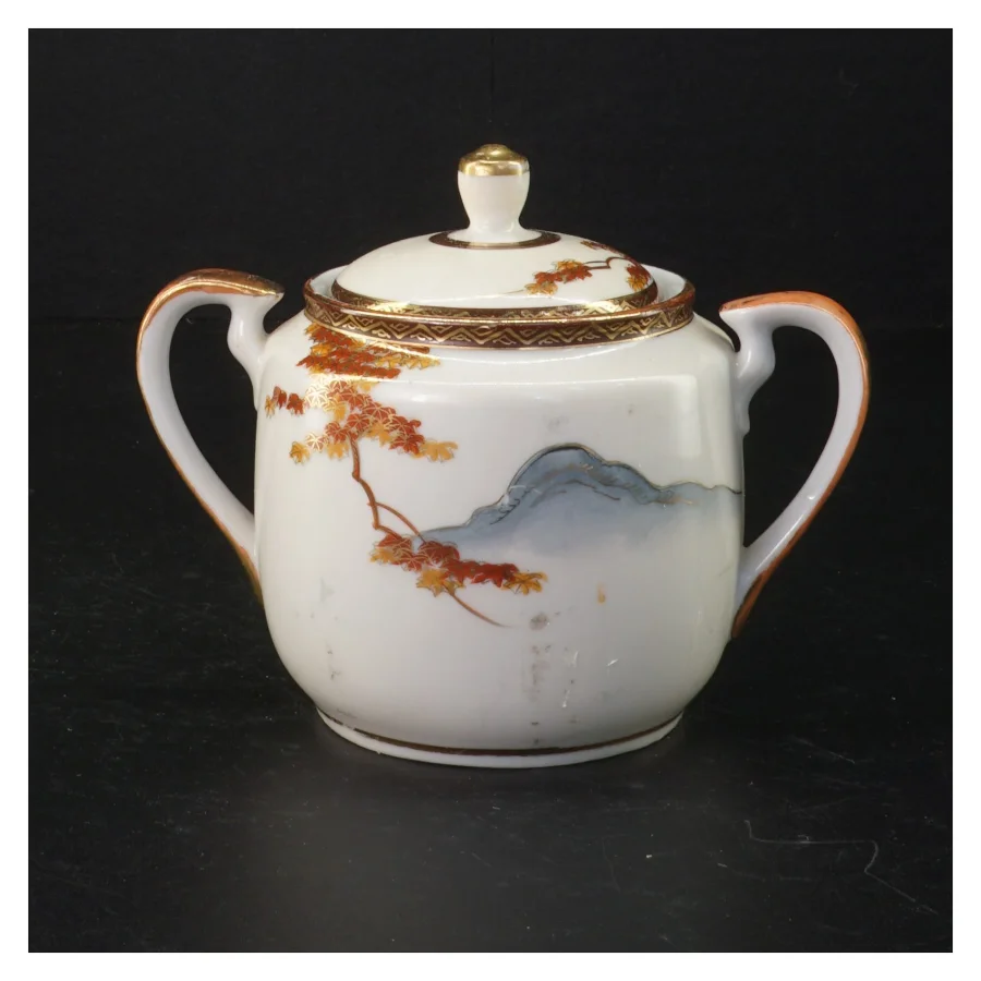 Porcelænstepotte med låg og dekoration (str. Ø 10 cm)
