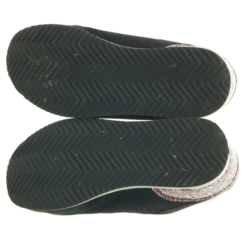 Brugte børnesko i sort fra Zigzag (str. 33 )