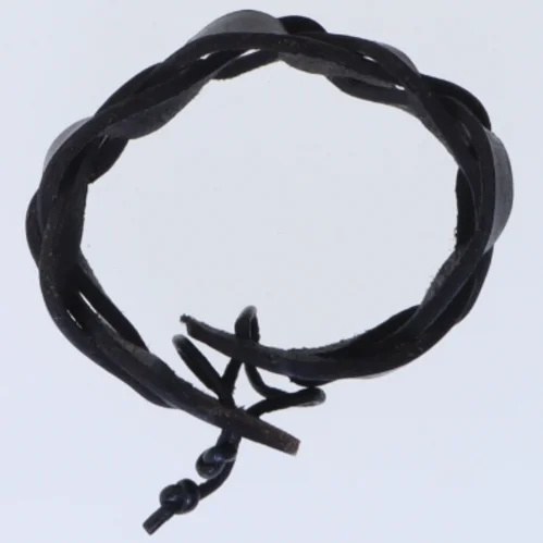 Læderarmbånd (str. Ø 7 cm)