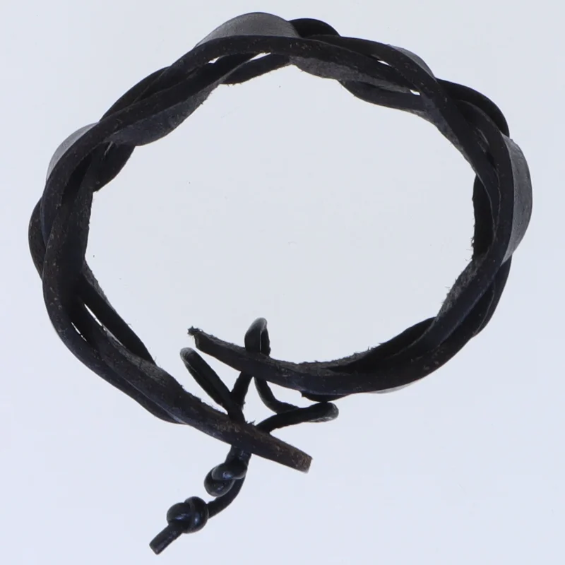 Læderarmbånd (str. Ø 7 cm)