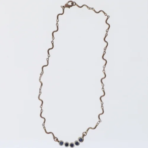 Halskæde med blå sten (str. 37 cm)
