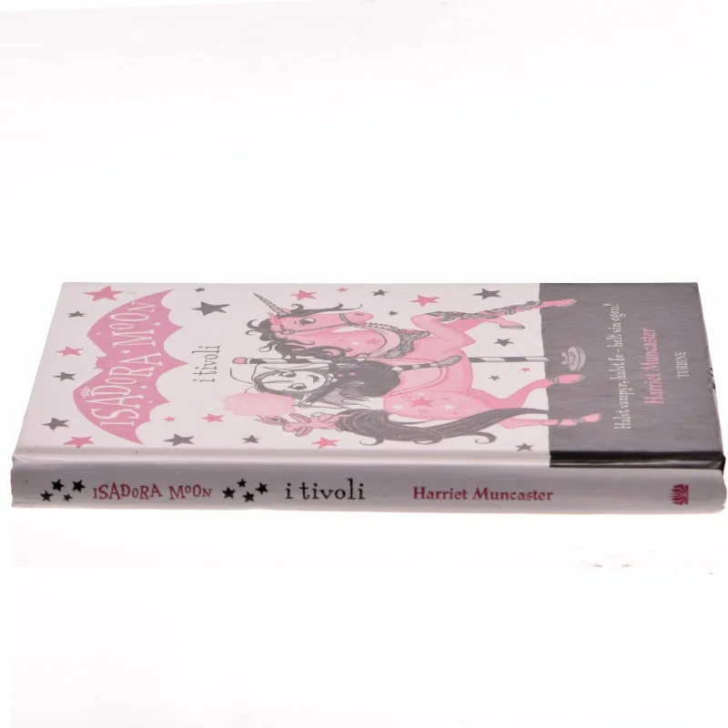 Isadora Moon i tivoli af Harriet Muncaster (Bog)