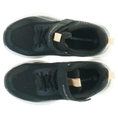 Sorte løbesko fra ENDURANCE (str. 32 )