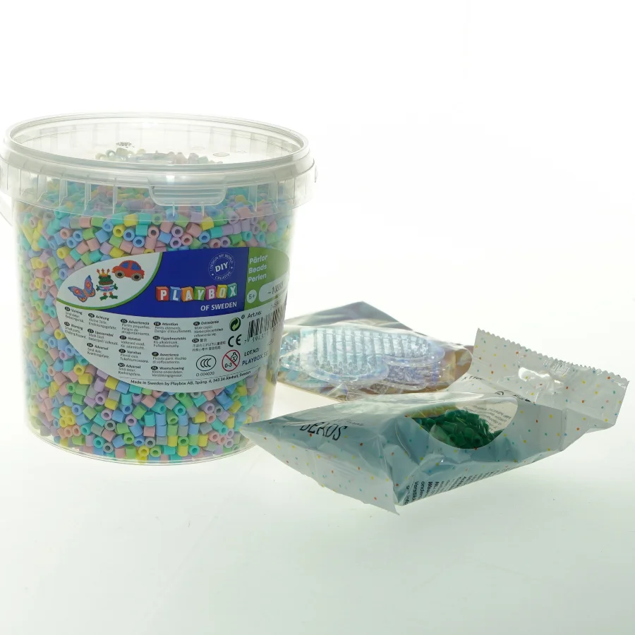 Perler og perleplader fra Playbox (str. 15x14 cm)