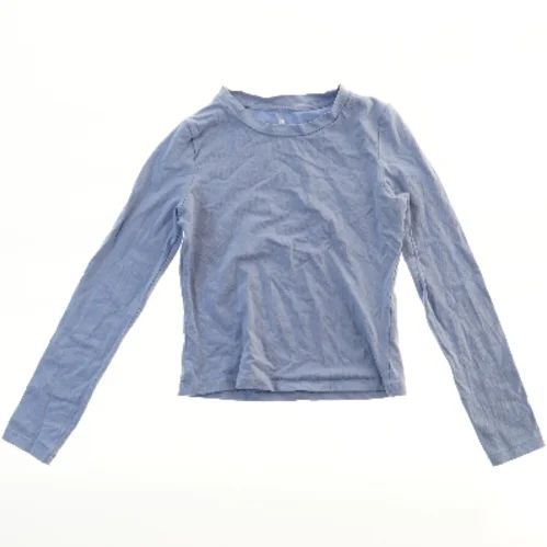 Langærmet bluse fra H&M (str. 146)