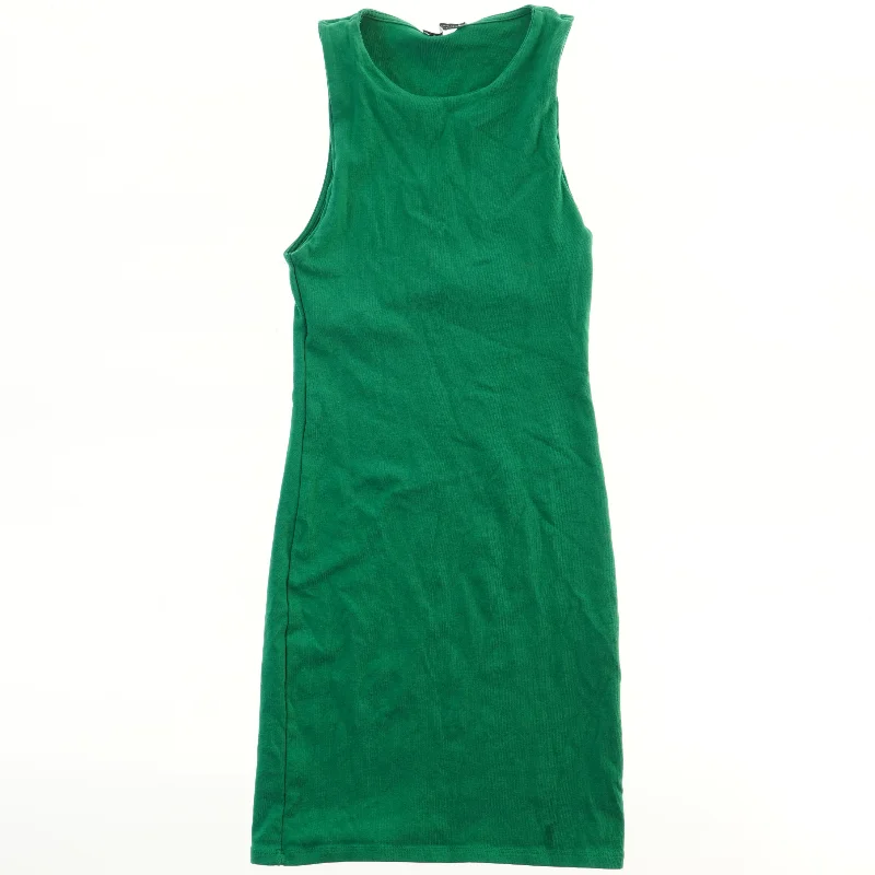 Ærmeløs grøn kjole fra Zara (str. S)