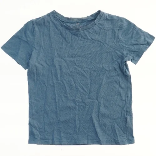 Blå T-shirt fra H&M (str. 134)