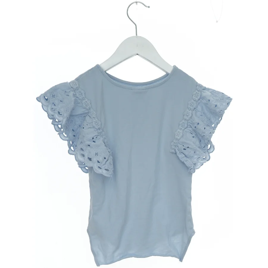 Bluse med blonder ærmer fra Zara (str. 140)