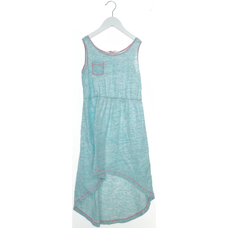 Sommerkjole i lys blå fra H&M (str. 140)