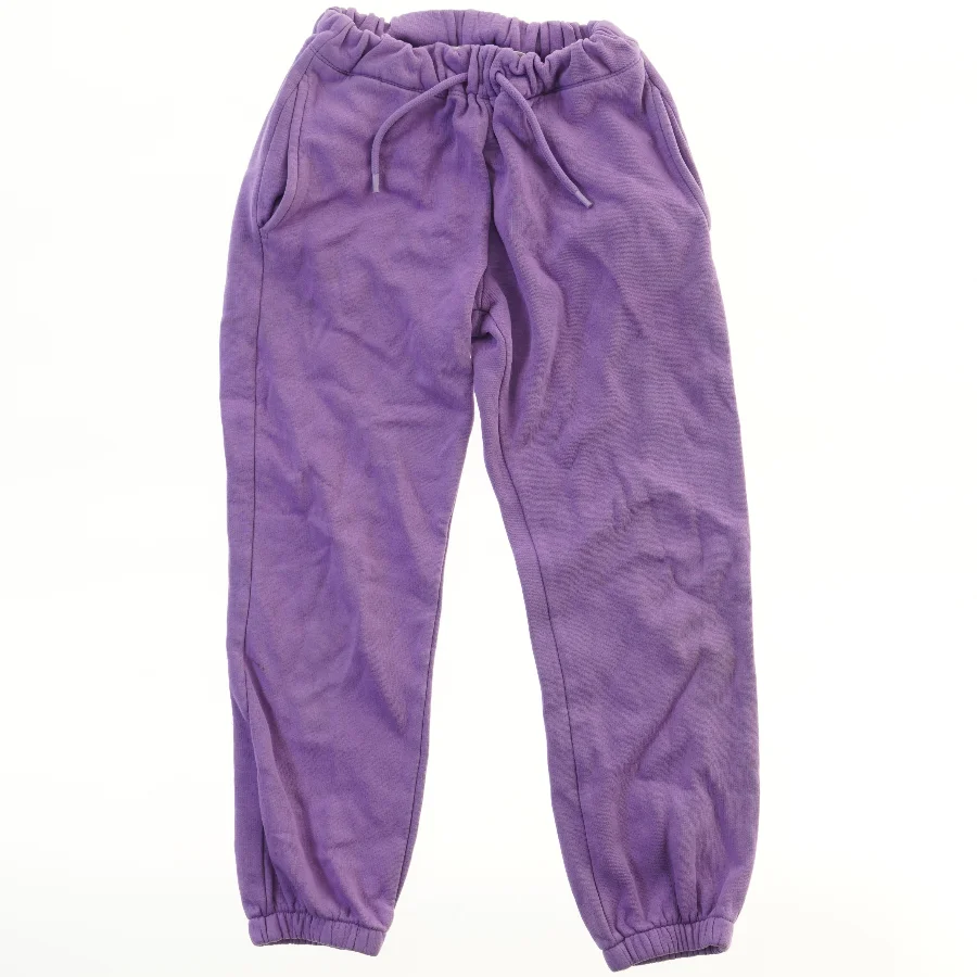 Lilla sweatpants fra Name It (str. 128)