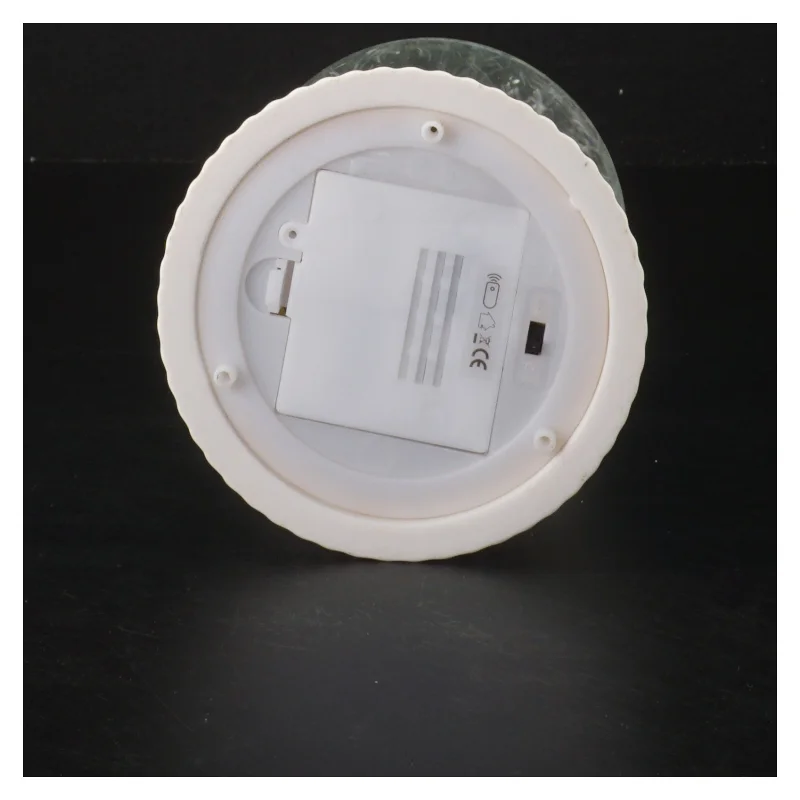 Sneglobe med egern fra Sirius (str. 15 cm)