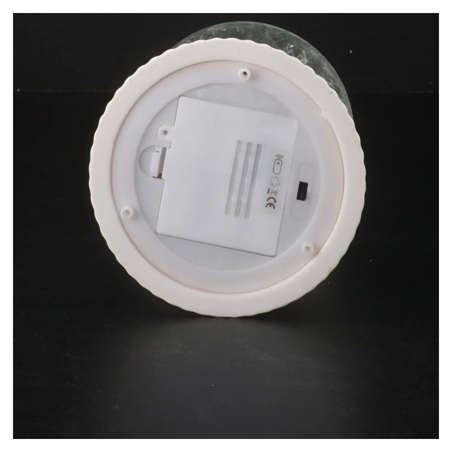 Sneglobe med egern fra Sirius (str. 15 cm)