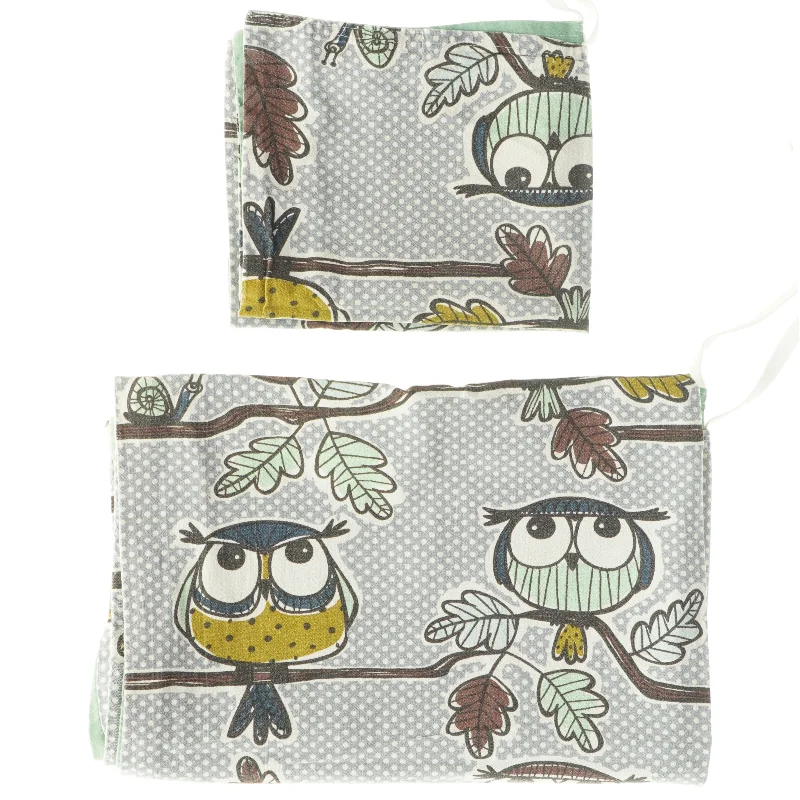 Babysengetøj  med dyreprint næsten som nyt(str. 34 x 40 cm 65 x 87 cm)