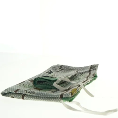 Babysengetøj  med dyreprint næsten som nyt(str. 34 x 40 cm 65 x 87 cm)