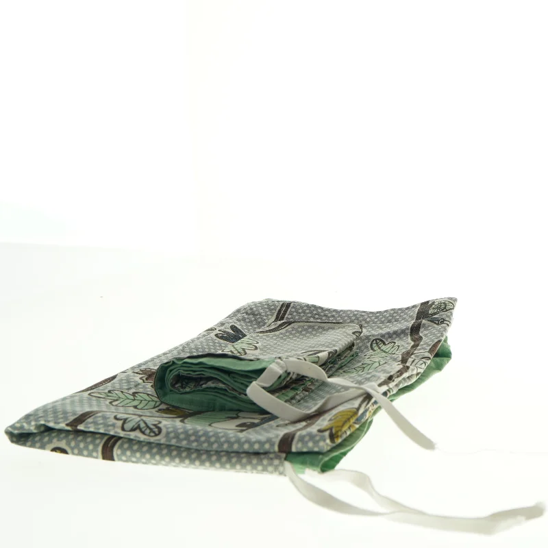 Babysengetøj  med dyreprint næsten som nyt(str. 34 x 40 cm 65 x 87 cm)