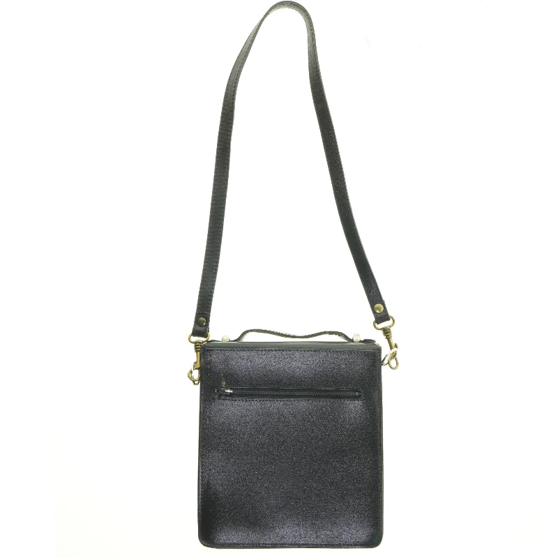 Sort skuldertaske i læder (str. 21 x 23 cm)