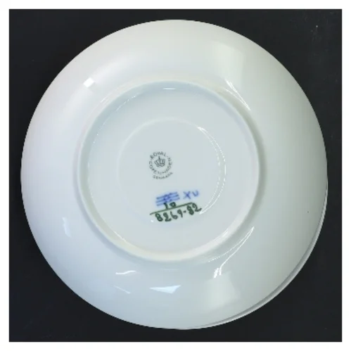 4 porcelænstallerkener med blå blomst motiv fra Royal Copenhagen (str. 4 stk Ø 16 cm)