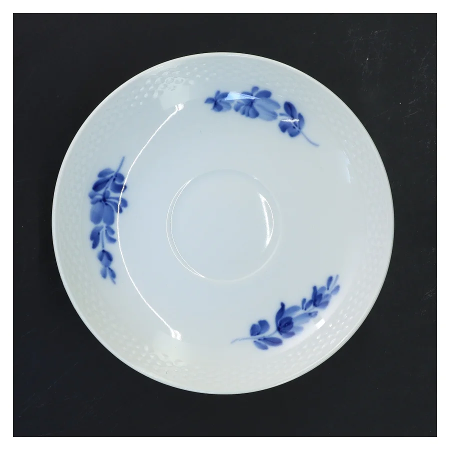 4 porcelænstallerkener med blå blomst motiv fra Royal Copenhagen (str. 4 stk Ø 16 cm)