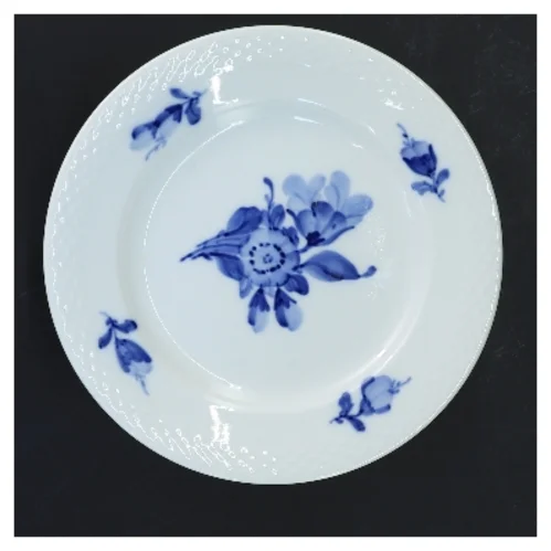 Porcelænstallerkener 16 cm 5 stk fra Royal Copenhagen, med blå blomst motiv (str. 5 stk Ø 16 cm)