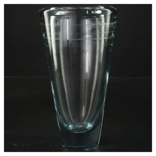 Glasvase (str. Ø 10 cm længde 18,5 cm)