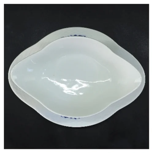 Hvid porcelænsskål med blå blomst motiv, Royal Copenhagen (str. 23 cm) fra Royal Copenhagen