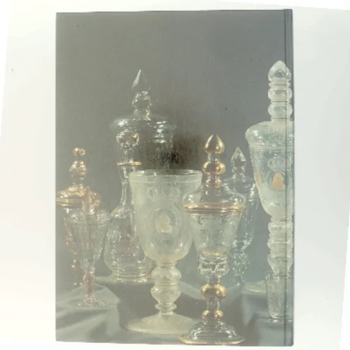 Kongelige Glas - Royal Glass af <Bogens forfattere> (Bog)