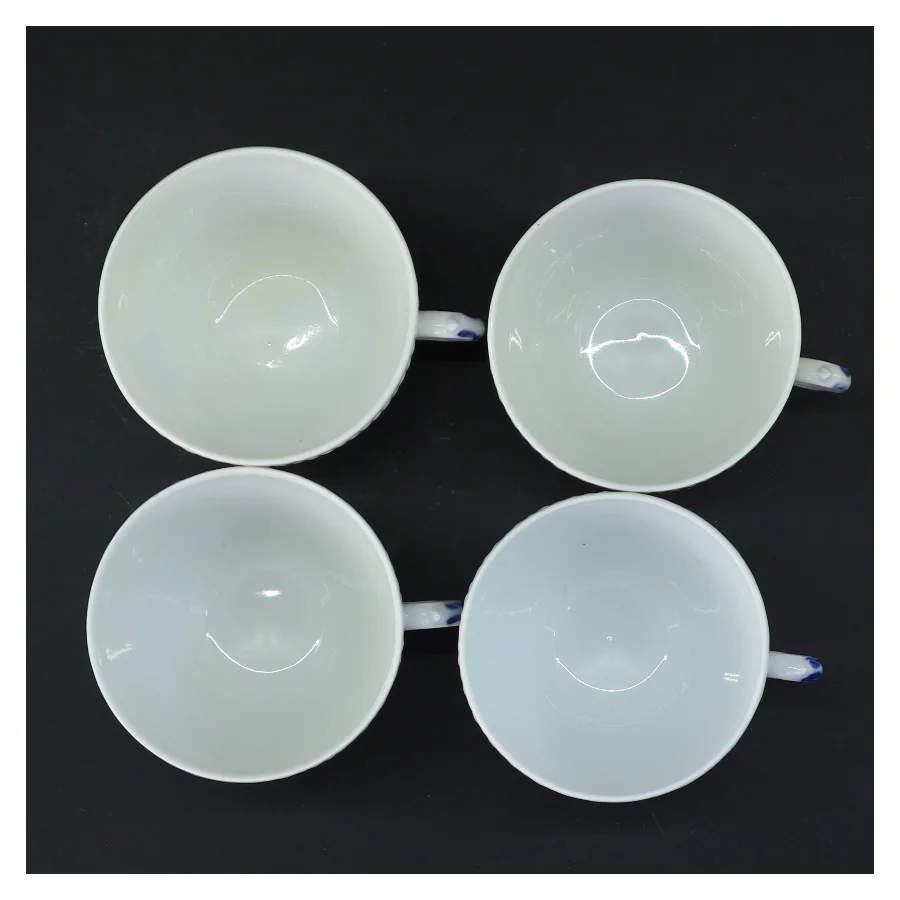 4 kopper med blå blomst motiv fra Royal Copenhagen (str. 4 stk Ø 8,5 cm)